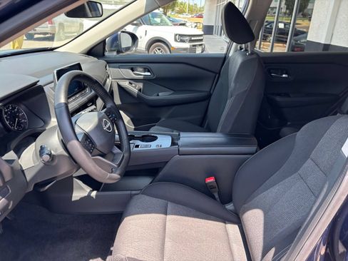 Used 2026 Nissan Rogue SV FWD image 28