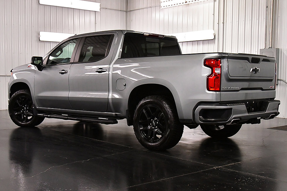 Used 2024 Chevrolet Silverado 1500 RST w/ Convenience Package II AWD/4WD image 5
