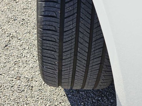 Certified 2025 Honda Accord SE image 10