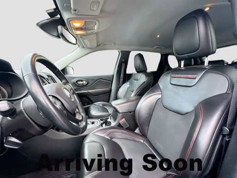 Used 2021 Jeep Cherokee Trailhawk w/ Trailer Tow Group image 6