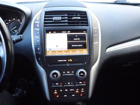 Used 2017 Lincoln MKC Select w/ Select Plus Package image 13