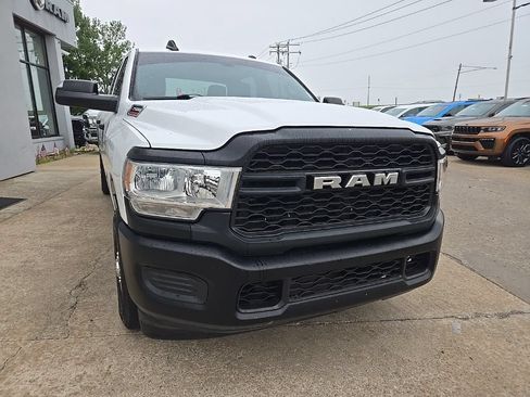 Used 2021 RAM 2500 Tradesman RWD image 16
