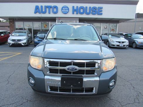 Used 2010 Ford Escape Limited FWD image 3