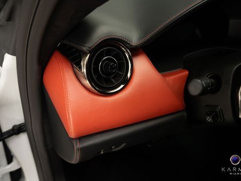 New 2025 Karma Revero Luxury image 30