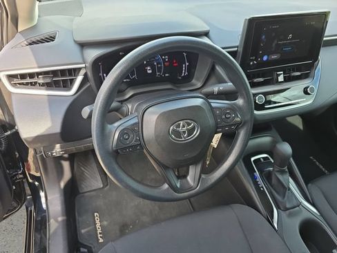 Used 2026 Toyota Corolla LE FWD image 17