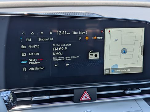 New 2026 Hyundai Elantra Limited FWD image 10