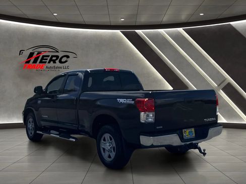 Used 2013 Toyota Tundra 2WD Double Cab w/ Tow Pkg image 10