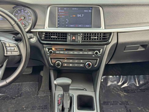 Used 2020 Kia Optima S image 22