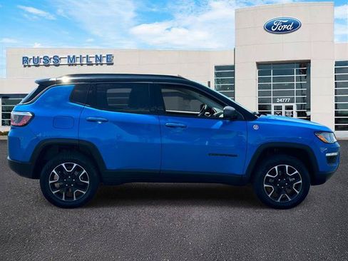 Used 2020 Jeep Compass Trailhawk w/ Cold Weather Group AWD/4WD image 2
