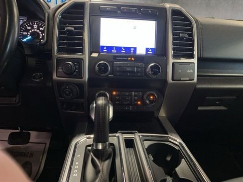 Used 2019 Ford F150 Platinum w/ Equipment Group 701A Luxury AWD/4WD image 44