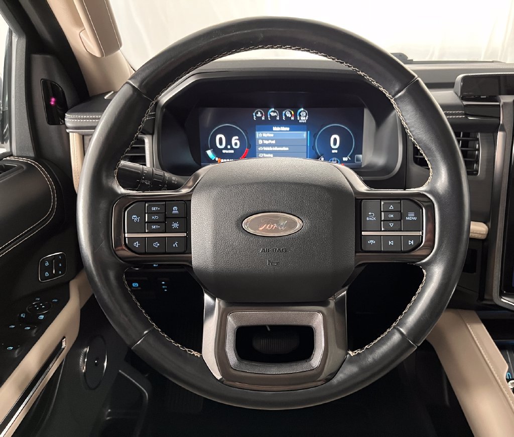 Used 2023 Ford Expedition Platinum AWD/4WD image 22