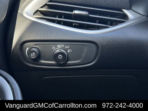 Used 2025 Chevrolet Malibu LT FWD image 22