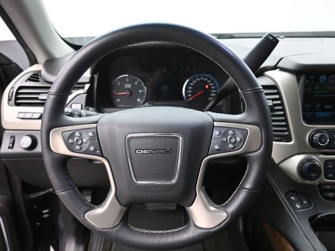 Used 2018 GMC Yukon XL Denali w/ Denali Ultimate Package AWD/4WD image 6
