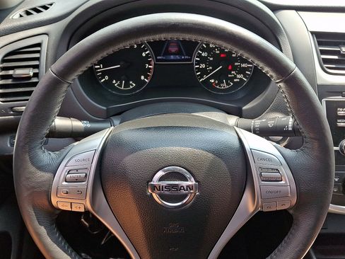 Certified 2017 Nissan Altima 2.5 SV w/ Convenience Package FWD image 21