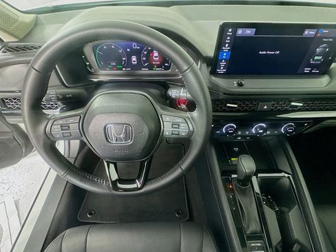 Certified 2025 Honda Accord EX-L image 11