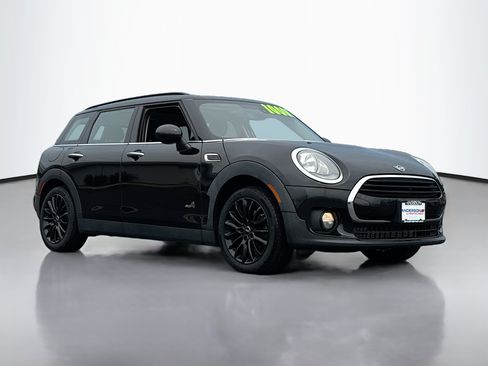 Used 2019 MINI Cooper Clubman ALL4 AWD/4WD image 1