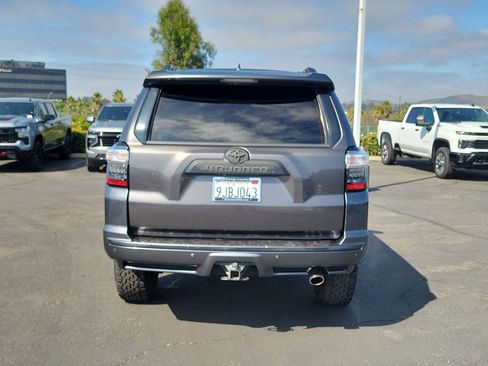 Used 2015 Toyota 4Runner Limited w/ Convenience Package AWD/4WD image 7