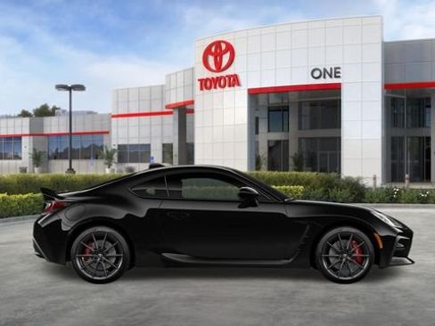 New 2026 Toyota GR86 Premium w/ Performance Package RWD image 15
