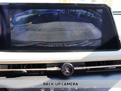 Used 2024 Nissan Ariya AWD image 6