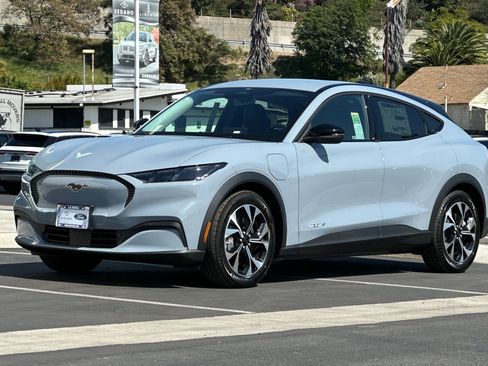 New 2026 Ford Mustang Mach-E Select w/ Interior Protection Package image 7