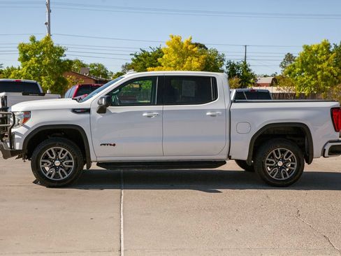 Used 2020 GMC Sierra 1500 AT4 w/ AT4 Premium Package AWD/4WD image 8