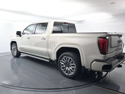 Used 2026 GMC Sierra 1500 Denali Ultimate AWD/4WD image 3