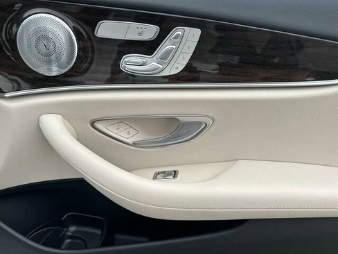Used 2020 Mercedes-Benz E 350 Sedan image 21