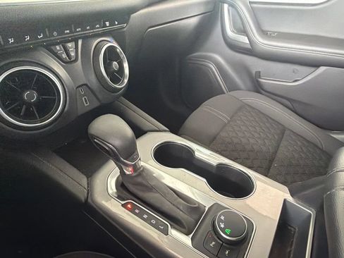 Used 2021 Chevrolet Blazer LT FWD image 29