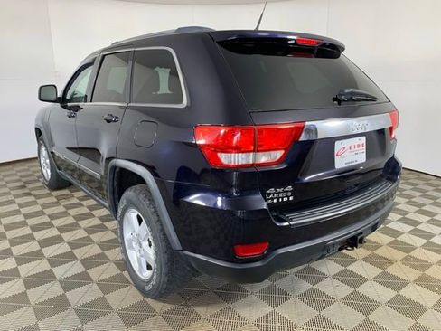 Used 2011 Jeep Grand Cherokee Laredo w/ Security & Convenience Group AWD/4WD image 11