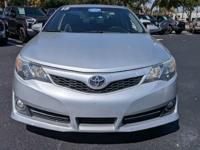Used 2013 Toyota Camry SE FWD image 8