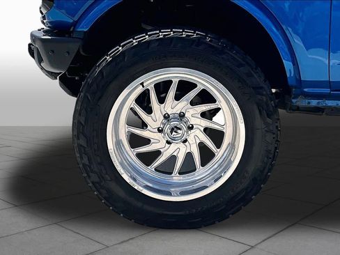 Used 2022 Ford Bronco Outer Banks AWD/4WD image 10