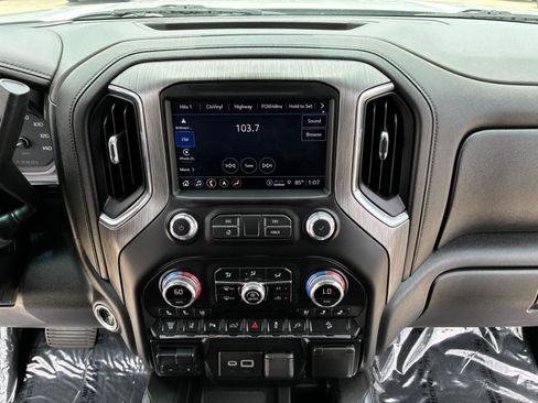 Used 2022 GMC Sierra 2500 Denali AWD/4WD image 20