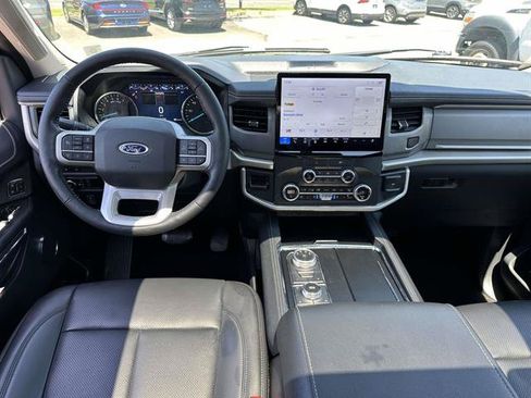 Used 2023 Ford Expedition Max XLT AWD/4WD image 10