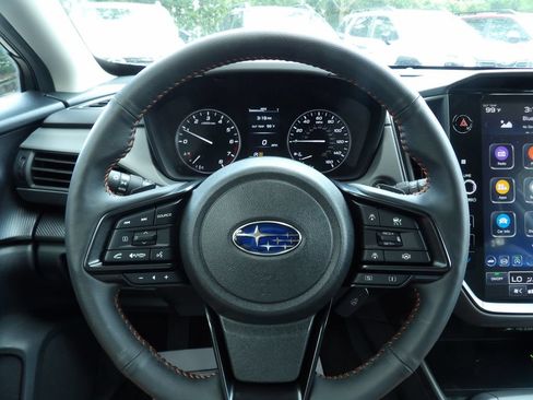 Used 2026 Subaru Crosstrek 2.5i Limited AWD/4WD image 16