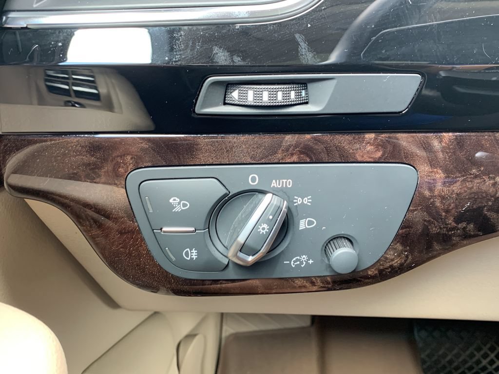 Used 2018 Audi Q7 3.0T Premium Plus AWD/4WD image 28