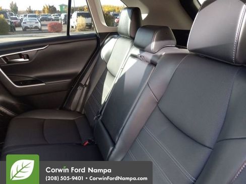 Used 2022 Toyota RAV4 Limited image 24