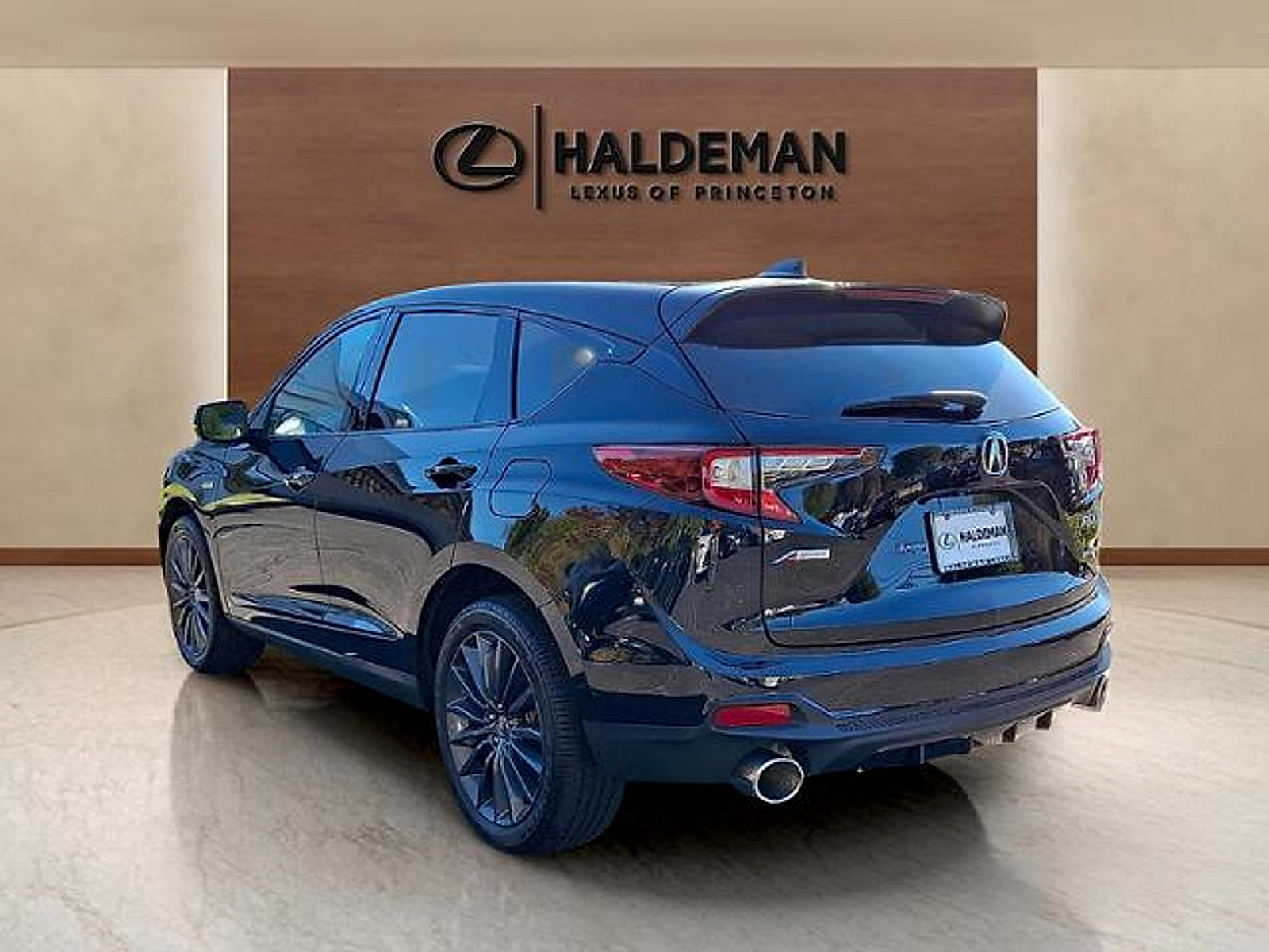 Used 2022 Acura RDX w/ Advance Package AWD/4WD image 4