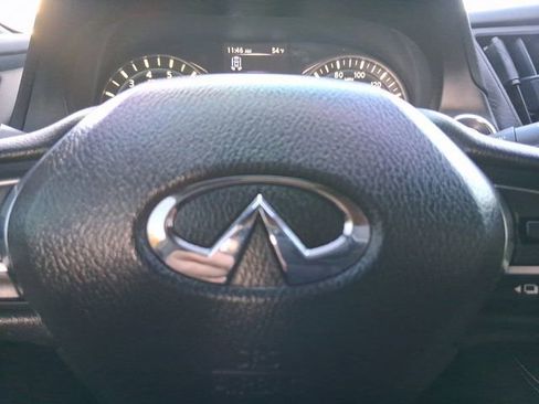 Used 2022 INFINITI Q50 Sensory image 5