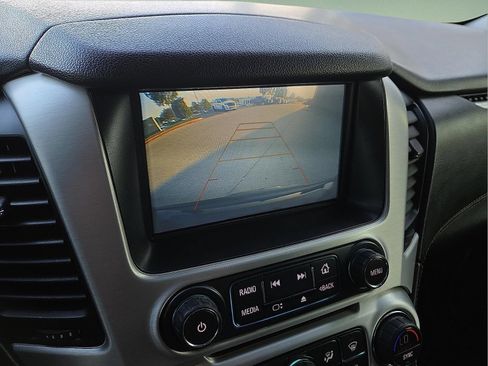 Used 2020 GMC Yukon SLE w/ HD Trailering Package AWD/4WD image 17