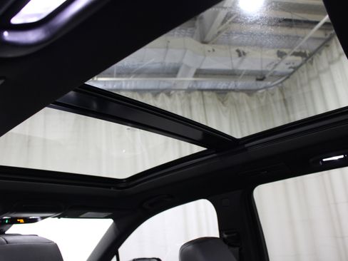 Certified 2024 Cadillac XT6 Luxury image 22