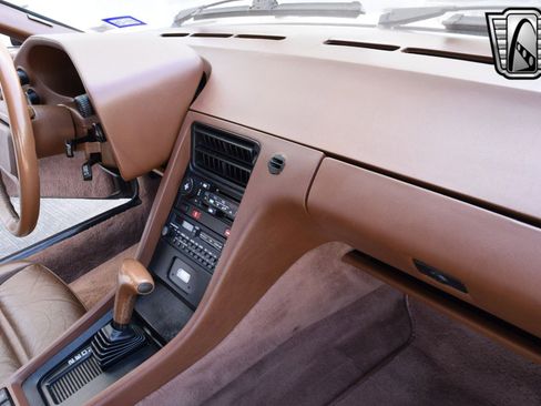 Used 1988 Porsche 928 S4 image 23