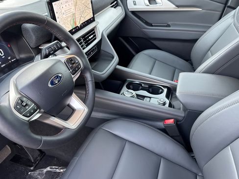 New 2026 Ford Explorer Active w/ Active Comfort Package image 9
