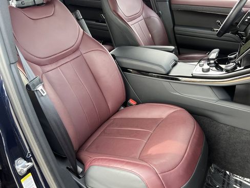Used 2023 Land Rover Range Rover Sport SE Dynamic image 35