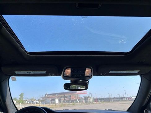 Used 2022 Dodge Durango Citadel image 11