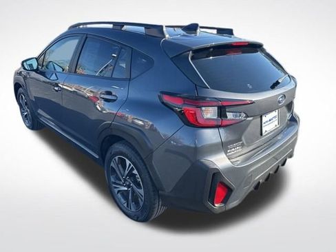 Used 2024 Subaru Crosstrek 2.0i Premium image 3