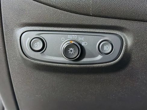 Used 2021 Chevrolet Equinox LT AWD/4WD image 11