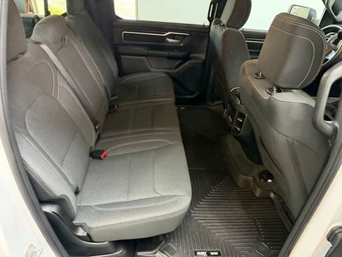 Used 2024 RAM 1500 4x4 Crew Cab image 36