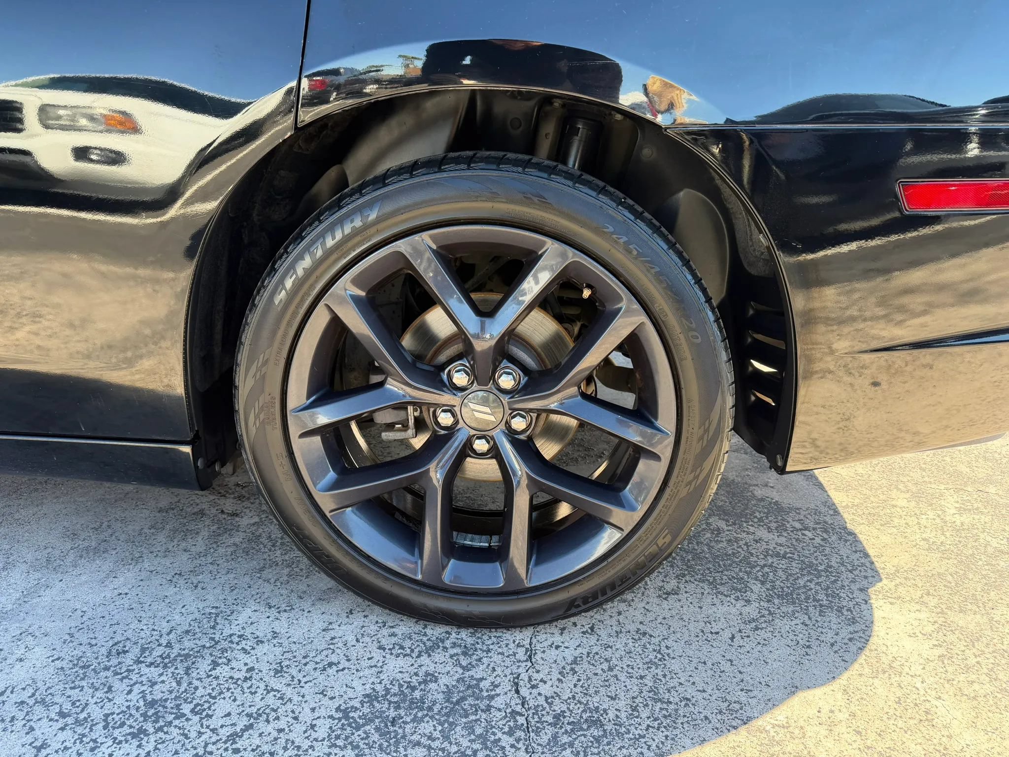 Used 2013 Dodge Charger SE RWD image 33