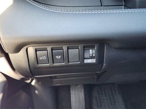 Certified 2025 Subaru Ascent Limited image 23