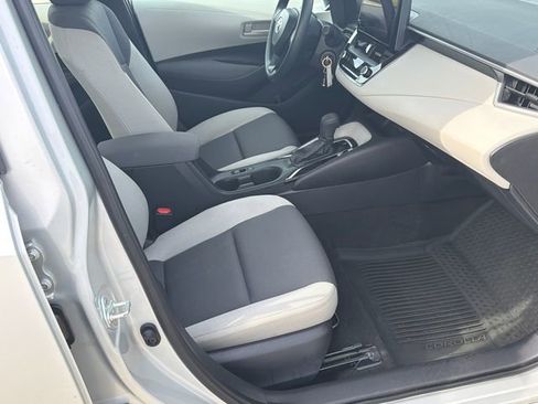 Used 2024 Toyota Corolla LE image 13